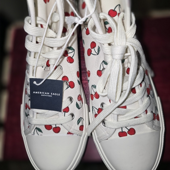American Eagle Canvas Cherry Hightops size 10 - Picture 1 of 7